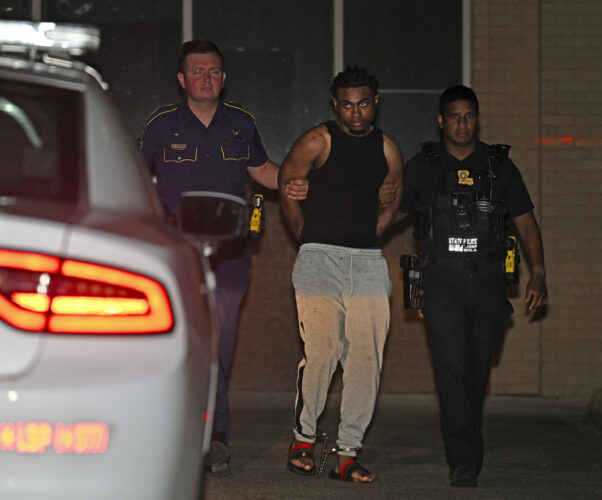 刑務所での逃亡で逮捕されたニューオーリンズの逃亡者の友人や家族の数が増えています|ニュース、スポーツ、仕事